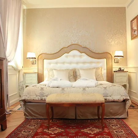 Guest house Altana Relais Boutique Verona